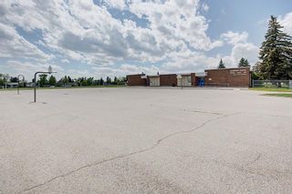 Photo 37: 3337 42 Street SW in Calgary: Glenbrook Semi Detached for sale : MLS®# A1028151