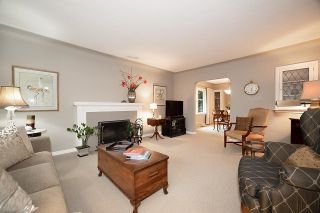 Photo 2: 2541 W 47TH Avenue in Vancouver: Kerrisdale House for sale (Vancouver West)  : MLS®# R2736986