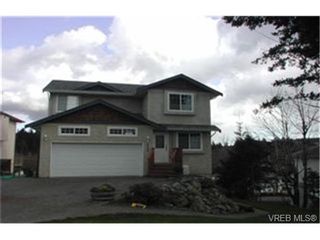 Photo 1: 233 Stellar Crt in VICTORIA: La Florence Lake House for sale (Langford)  : MLS®# 331471