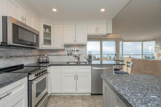 Photo 9: 804 15111 RUSSELL AVENUE: White Rock Condo for sale (South Surrey White Rock)  : MLS®# R2753398
