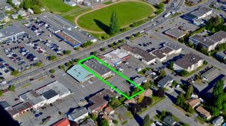 Photo 1: 470 Trans Canada Hwy in Duncan: Du West Duncan Mixed Use for sale : MLS®# 891280