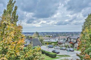 Photo 3: 4 4055 PENDER Street in Burnaby: Willingdon Heights Townhouse for sale (Burnaby North)  : MLS®# R2113879