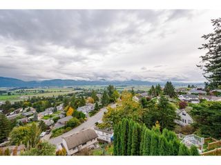 Photo 21: 2336 MOUNTAIN Drive in Abbotsford: Abbotsford East House for sale in "Mountain Village" : MLS®# R2625684