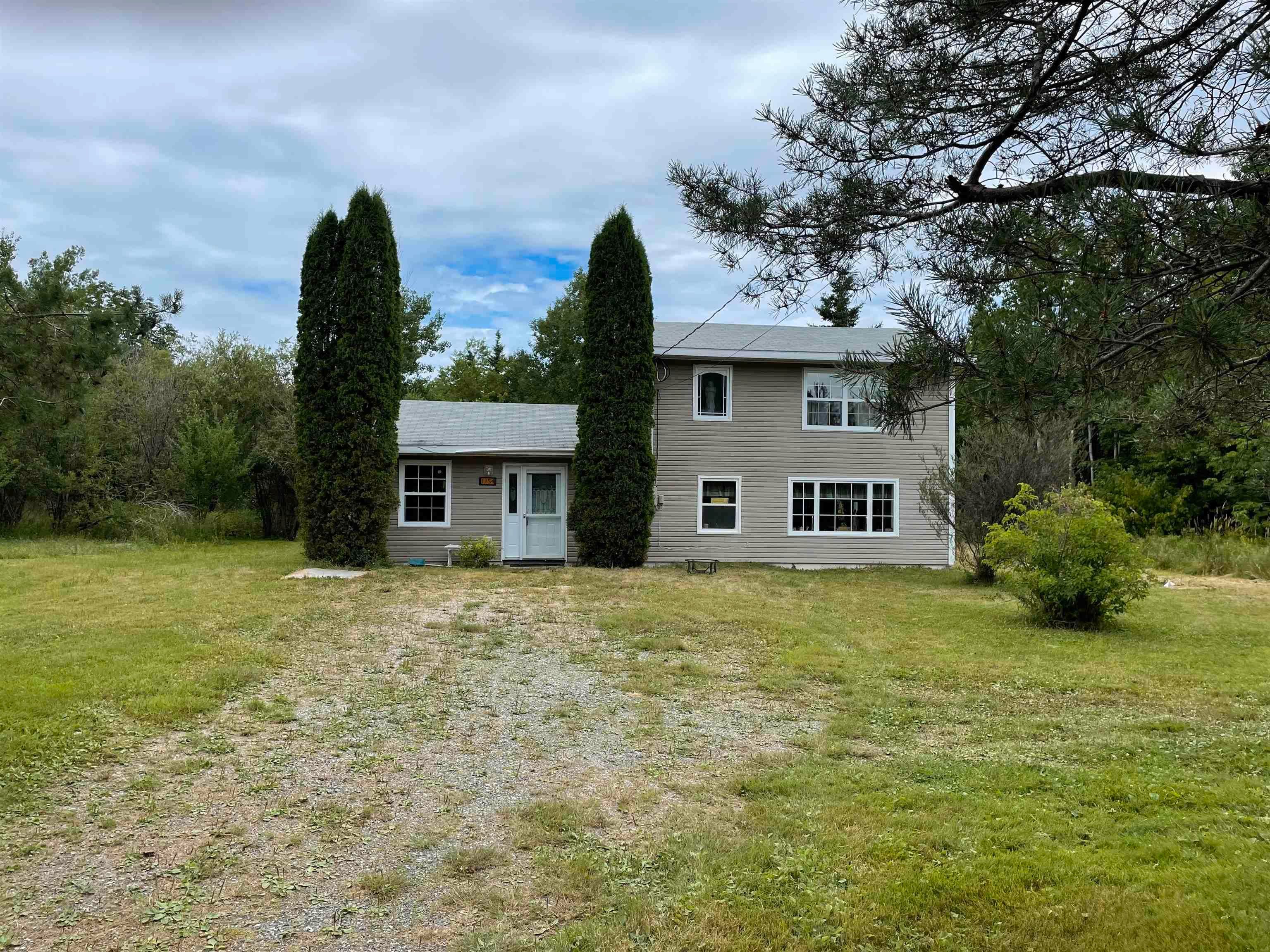 Main Photo: 1154 leitches creek Road in Leitches Creek: 207-C.B. County Residential for sale (Cape Breton)  : MLS®# 202219499