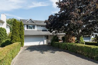 Photo 2: 4225 Ponderosa Cres in Saanich: SW Northridge Single Family Residence for sale (Saanich West)  : MLS®# 963600