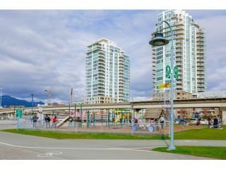 Photo 17: 212 125 Milross Ave in Vancouver: Mount Pleasant VE Condo for sale (Vancouver East)  : MLS®# v1111580