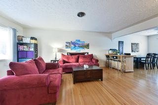 Photo 5: 2344 23 Street NW in Calgary: Banff Trail Detached for sale : MLS®# A2020825