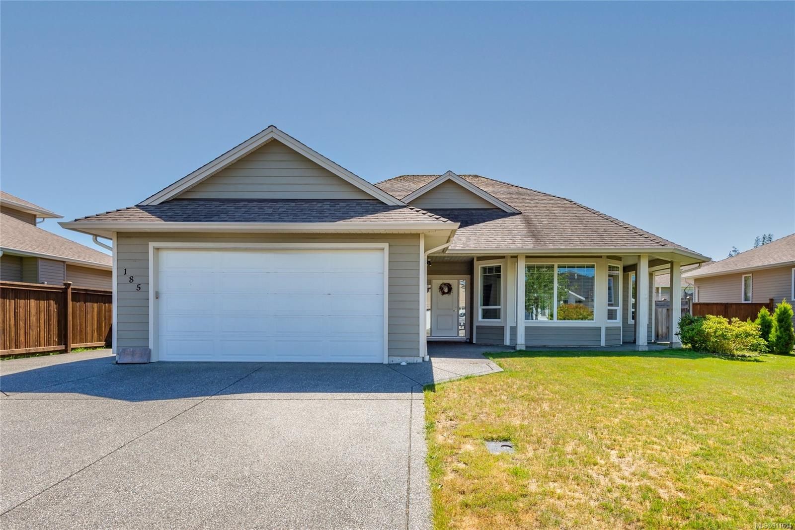 Main Photo: 185 Brind'Amour Dr in Campbell River: CR Willow Point House for sale : MLS®# 911654