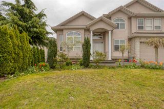 Photo 3: 14826 74A Avenue in Surrey: East Newton House for sale : MLS®# R2570598