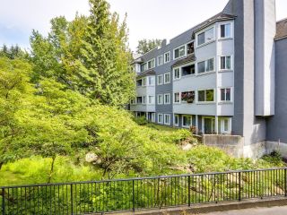 Photo 22: 202 9890 MANCHESTER Drive in Burnaby: Cariboo Condo for sale in "BROOKSIDE COURT" (Burnaby North)  : MLS®# R2705271
