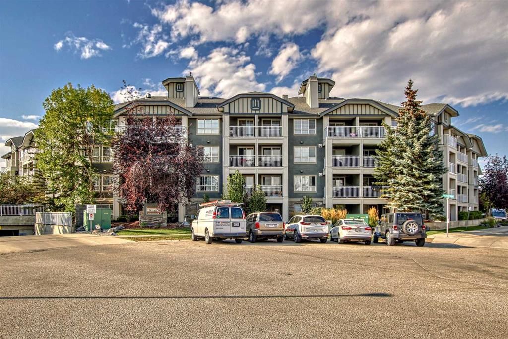 Main Photo: 114 35 richard Court SW in Calgary: Lincoln Park Apartment for sale : MLS®# A2081498