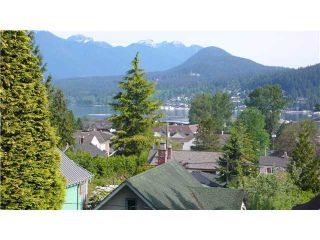 Photo 3: 2617 HENRY Street in Port Moody: Port Moody Centre House for sale : MLS®# V911107