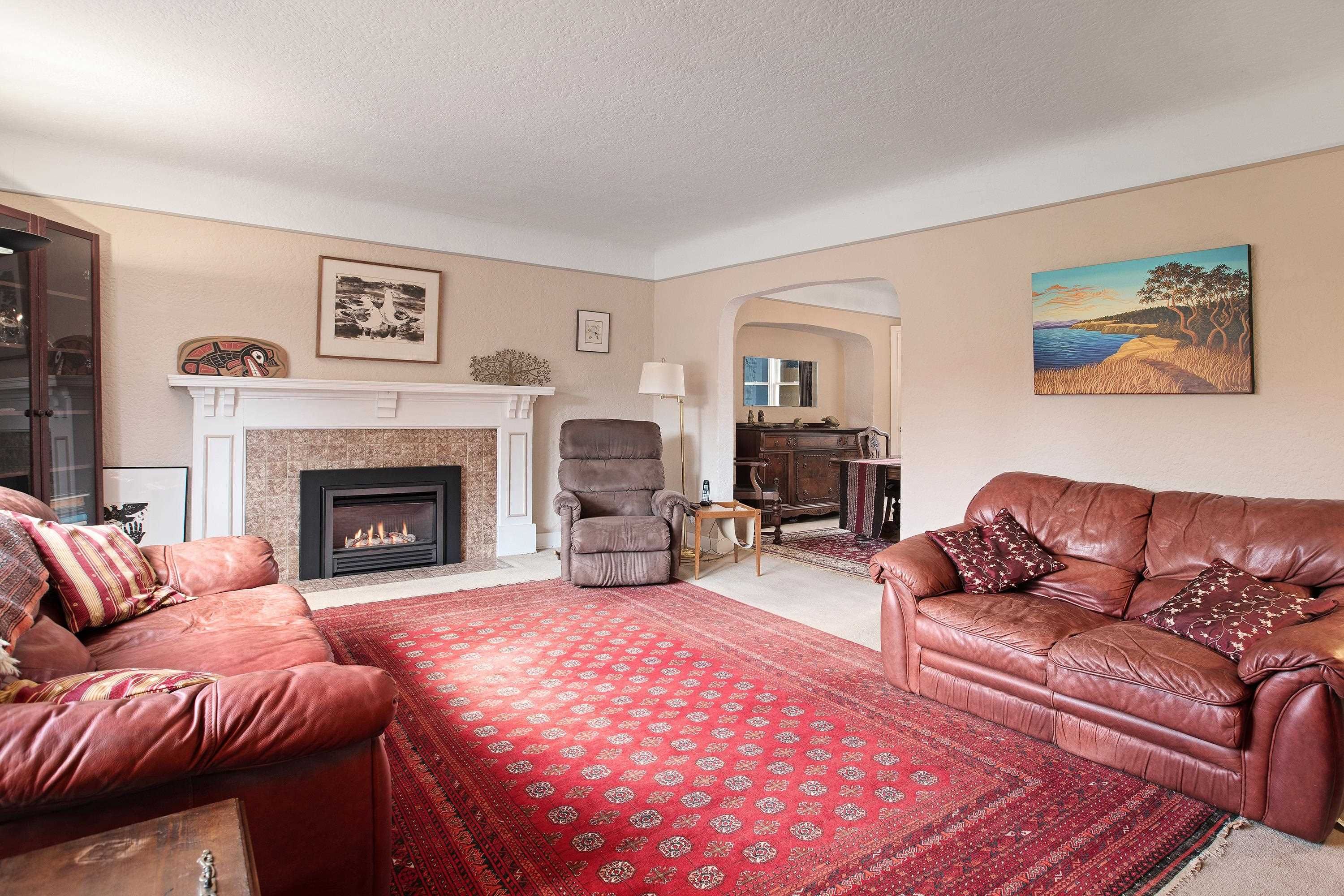 Photo 5: Photos: 4188 CARNARVON Street in Vancouver: MacKenzie Heights House for sale (Vancouver West)  : MLS®# R2694241