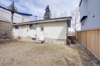 Photo 8: 2415 52 Avenue SW in Calgary: North Glenmore Park Detached for sale : MLS®# A1202578