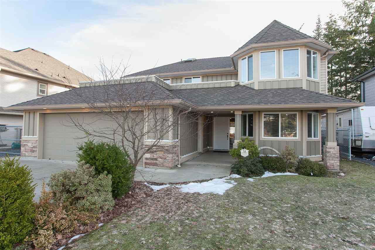 Main Photo: 32684 UNGER COURT in Mission: Mission BC House for sale : MLS®# R2137579