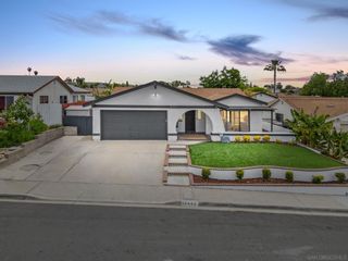 Main Photo: MIRA MESA House for sale : 4 bedrooms : 10447 Manila Ave in San Diego