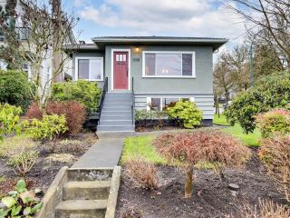 Photo 1: 1306 E 34TH Avenue in Vancouver: Knight House for sale in "KENSINGTON PARK" (Vancouver East)  : MLS®# R2842112
