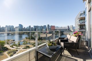 Photo 33: 1005 1616 COLUMBIA Street in Vancouver: False Creek Condo for sale in "THE BRIDGE" (Vancouver West)  : MLS®# R2805203