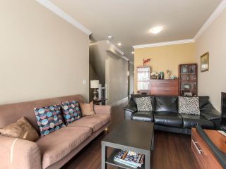 Photo 3: 13 9688 KEEFER Avenue in Richmond: McLennan North Townhouse for sale in "CHELSEA ESTATES" : MLS®# R2319779