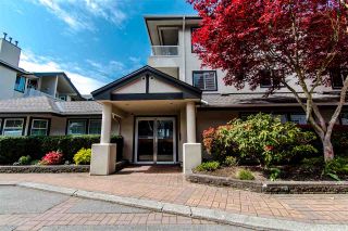 Photo 3: 312 15272 20 Avenue in Surrey: King George Corridor Condo for sale in "Windsor Court" (South Surrey White Rock)  : MLS®# R2397125