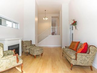 Photo 3: 9 4388 BAYVIEW Street in Richmond: Steveston South Townhouse for sale in "4388 Bayview" : MLS®# R2353258