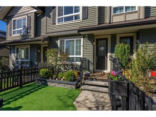 Photo 4: #14 21867 50 Avenue in Langley: Murrayville Townhouse for sale in "Winchester" : MLS®# R2688374