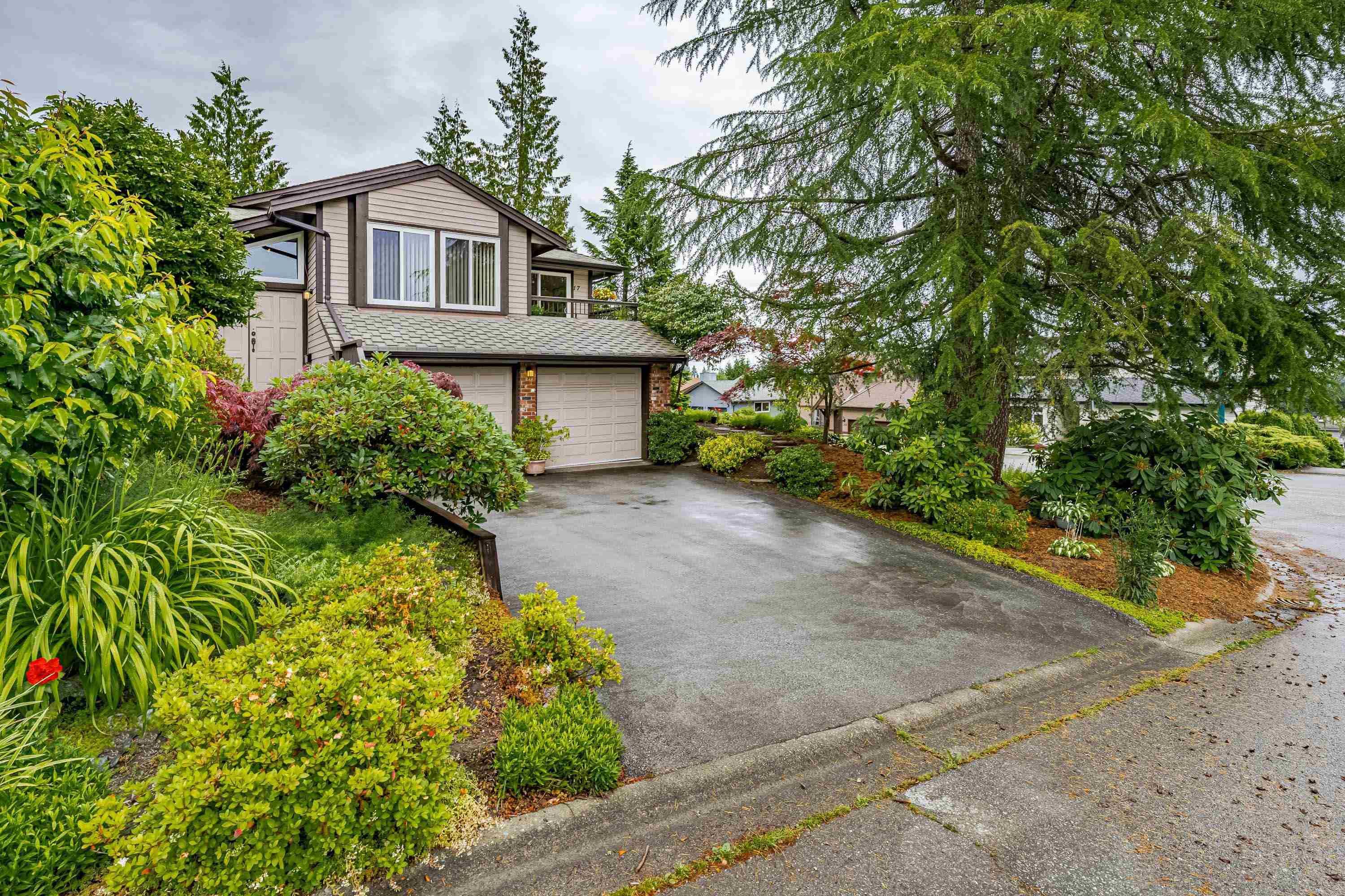Main Photo: 17 CAMPION Court in Port Moody: Mountain Meadows House for sale : MLS®# R2707325