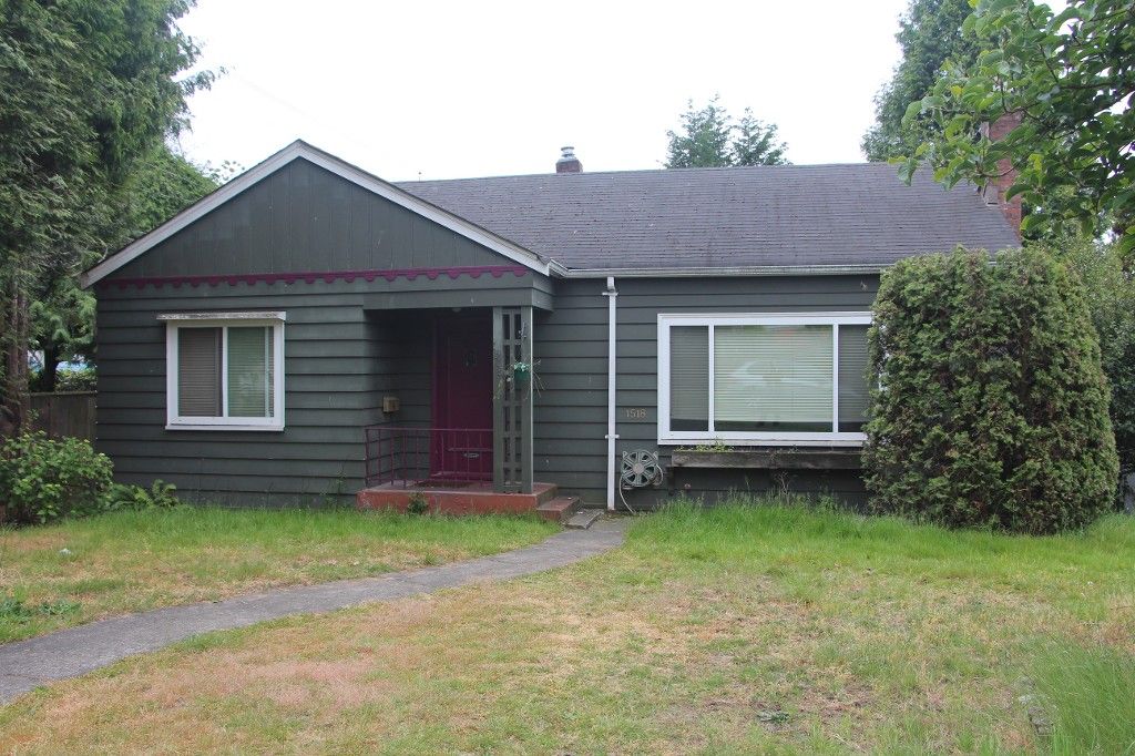 Main Photo:  in Vancouver: South Granville House for rent (Vancouver West)  : MLS®# AR020