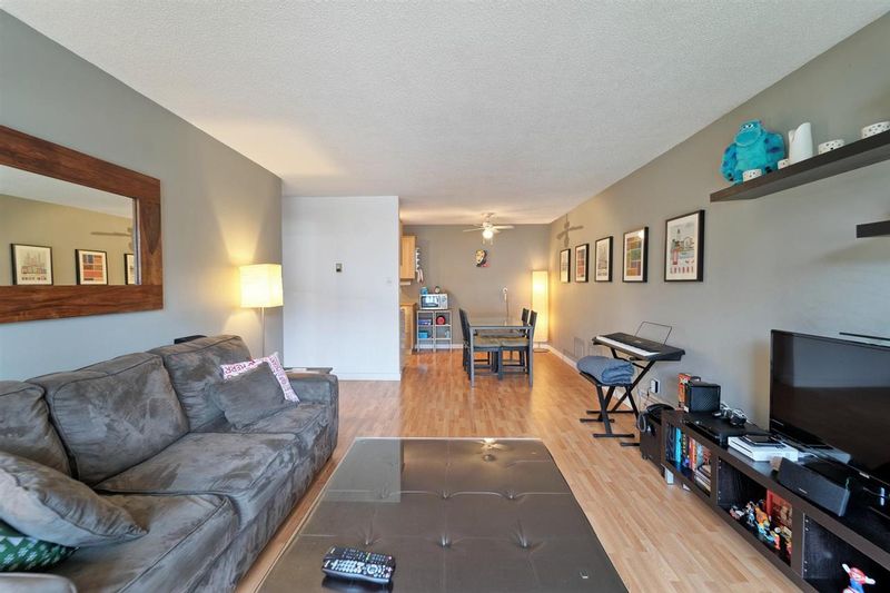 FEATURED LISTING: 208 - 307 2ND Street West North Vancouver