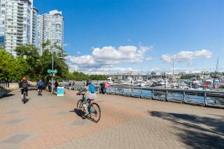 Photo 28: 707 1199 MARINASIDE Crescent in Vancouver: Yaletown Condo for sale in "AQUARIUS I" (Vancouver West)  : MLS®# R2463668
