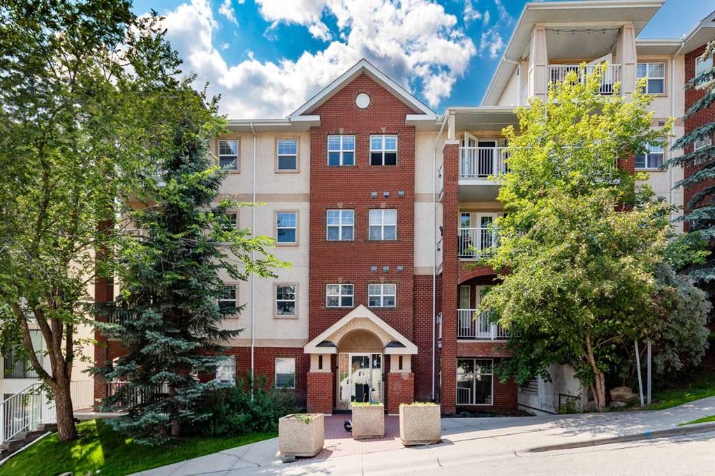 Main Photo: 401 417 3 Avenue NE in Calgary: Crescent Heights Apartment for sale : MLS®# A2063822