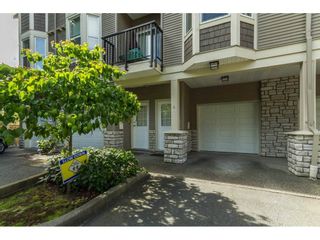 Photo 19: 4 33321 GEORGE FERGUSON Way in Abbotsford: Central Abbotsford Townhouse for sale in "Cedar Lane" : MLS®# R2082574