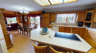 Photo 11: 4845 TEN MILE LAKE Road in Quesnel: Quesnel - Rural North House for sale in "Ten Mile Lake" : MLS®# R2698871