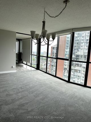 Photo 10: 1905 4235 Sherwoodtowne Boulevard in Mississauga: City Centre Condo for lease : MLS®# W8346432