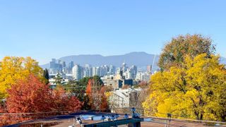 Photo 1: 401 379 E BROADWAY in Vancouver: Mount Pleasant VE Condo for sale in "Synchro" (Vancouver East)  : MLS®# R2850962