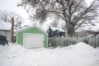Photo 4: 916 Fleet Avenue in Winnipeg: Single Family Detached for sale (1Bw)  : MLS®# 202203043