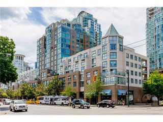 Photo 2: 1304 1159 MAIN Street in Vancouver: Mount Pleasant VE Condo for sale in "CITY GATE II" (Vancouver East)  : MLS®# V1136462