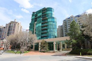 Photo 1: 704 837 2 Avenue SW in Calgary: Eau Claire Apartment for sale : MLS®# A2129026