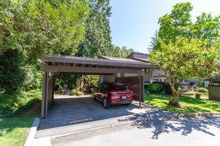 Photo 2: 3010 ARIES Place in Burnaby: Simon Fraser Hills Townhouse for sale in "Simon Fraser Hills" (Burnaby North)  : MLS®# R2715783