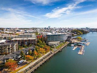 Photo 34: 205 300 Waterfront Cres in Victoria: Vi Rock Bay Condo for sale : MLS®# 965370