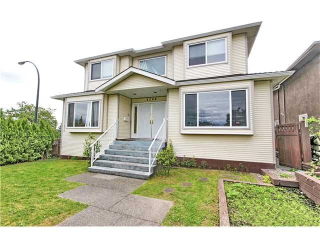 Main Photo: 3298 E 2ND AV in Vancouver: Renfrew VE House for sale in "FRASERVIEW" (Vancouver East)  : MLS®# V1014619