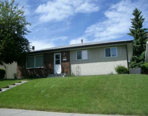 Main Photo:  in CALGARY: Marlborough Residential Detached Single Family for sale (Calgary)  : MLS®# C3214526