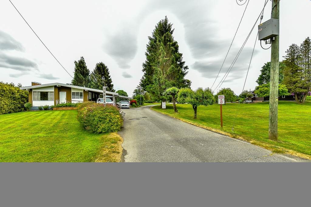 Main Photo: 29788 FRASER Highway in Abbotsford: Aberdeen House for sale in "Mt. Lehman" : MLS®# R2072584