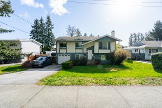 Photo 2: 2312 152A Street in Surrey: King George Corridor House for sale (South Surrey White Rock)  : MLS®# R2870629