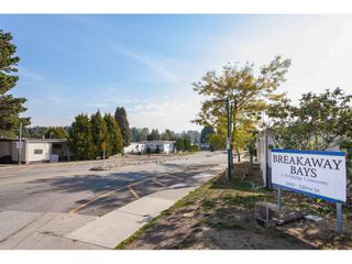 Photo 33: 280 1840 160 Street in Surrey: King George Corridor Manufactured Home for sale in "BREAKAWAY BAYS" (South Surrey White Rock)  : MLS®# R2517093