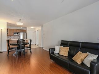 Photo 6: 308 988 West 54th Avenue in Hawthorne House: South Cambie Home for sale ()  : MLS®# R2040205