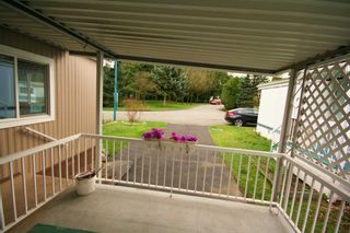 Photo 18: 13 7850 KING GEORGE Boulevard in Surrey: East Newton Manufactured Home for sale in "Bear Creek" : MLS®# R2073883