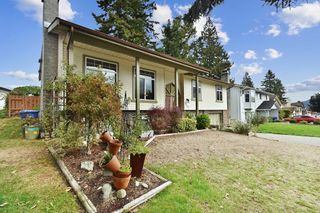 Photo 2: 32633 COWICHAN Terrace in Abbotsford: Abbotsford West House for sale : MLS®# R2620060
