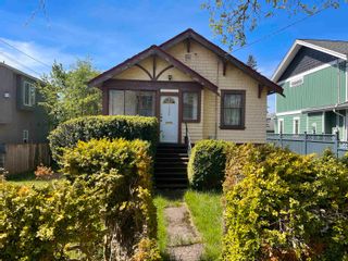 Photo 1: 7529 MARY Avenue in Burnaby: Edmonds BE House for sale (Burnaby East)  : MLS®# R2777144