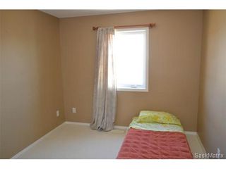 Photo 21: 735 Rutherford Lane in Saskatoon: Sutherland Single Family Dwelling for sale (Saskatoon Area 01)  : MLS®# 496956